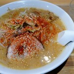 Asahikawaramembangaichi - 味噌ラーメン・もやしトッピング(白胡椒。胡椒、一味唐辛子いっぱい)