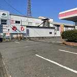 ニュー富士 - 広めの駐車場