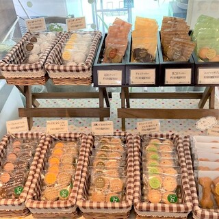 パティスリー・カズーリー_0