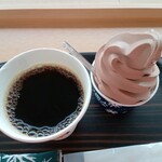 ISHIYA CAFE - ブレンド、ソフトクリーム