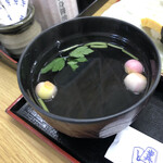 Tairyou Sushi Wakakoma - 