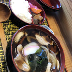 Idumiya - 肉うどん定食730円