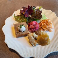 Russian Restaurant ROGOVSKI 銀座 - 本日のサラダ盛り合わせ