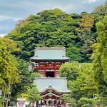 イチリン ハナレ - ◎食事の前に鎌倉鶴ヶ丘八幡宮で参拝❗️