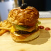 Embassy Cafe & Dining - バーガー