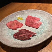焼肉 うしみつ 恵比寿本店 - 塩焼き物3種