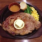 ステーキハウス KING'S - リブロースステーキ 300g