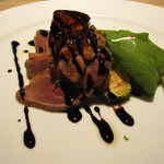 8G shinsaibashi - 夜）贅沢！　フォアグラのお肉料理　フランス産鴨胸肉のローストとフォアグラのソテー
