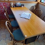 沖縄料理 美ら結 - テーブル席