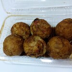 たこやき極秘製造基地 - パックを開けると(゜o゜;　ソースの良い香りが拡がります