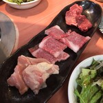 元祖ホルモン脇田屋 津店 - 