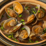 Sake steamed clams Chinese style