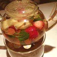 京 静華 - 噂のお店に行って来ました。
                店員さんの心遣いには、本当に頭が下がります(^ ^)
                  お味の方は割愛させていただきますね〜