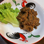 ダポールコネン - 牛肉をスパイスで長く煮込んだもの。個人的にはかなり気に入りました。ボリューミーだけど箸が止まらない。