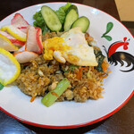 ダポールコネン - 1人前の半分の量（半分はテイクアウト）でも、充分なボリューム。今まで食べたナシゴレンの中でダントツ。