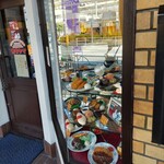 レストラン カタヤマ - ショーウィンドウだいじ( ⑉¯ ꇴ ¯⑉ )