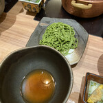 しゃぶしゃぶ萬野 ルクア大阪店 - わかめ麺とアゴ出汁