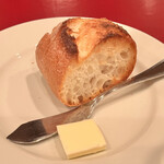 ビストロ猫 - パン