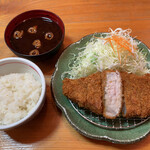 Katsu Yoshi - 豪快旨かつロースランチ【240g】¥1470