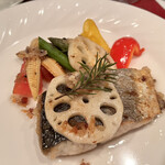 ビストロ猫 - サワラのソテー　ローズマリー風味