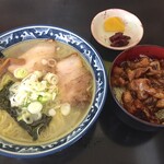 Arupusu Shokudou - 塩ラーメン750円＋ミニもつ焼き丼450円