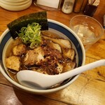 しんの助 - 肉そば