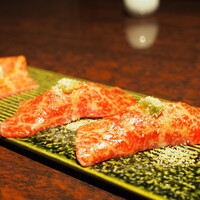 黒毛和牛焼肉 虎斑 北新地店 - 