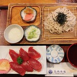 高橋旅館 - ざるそばとマグロ握り寿司