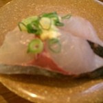 亀正くるくる寿司 - 関アジは初めて食べたけど、凄く美味しかった！