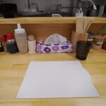 ラーメン 三亀 - 卓上