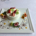 ビクターズ - バースデーケーキバースデーケーキと花束