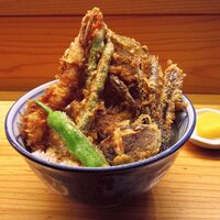 てんぷら石原 - 「えび野菜天丼」（海老、サツマイモ、カボチャ、インゲン、茄子、椎茸、シシトウ）