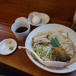 オノミチ潮ラーメン でんやす - 