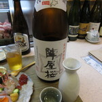 郷土風味 魚来亭 - 陣屋桜 特別純米酒 燗酒 800円(税別)　(2022.9)