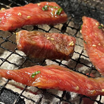 炭火焼肉 ホルモン にく式 - 