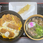 資さんうどん - かつ丼 肉うどん