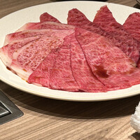 焼肉うしごろ 新宿三丁目店 - 