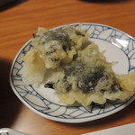 日の出 - 桑名産の海苔で蛤を包んで天ぷらに