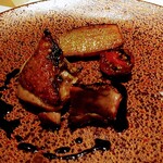 ARMONICO - 鶏の炭火焼きです