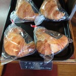 ベーカリーハート - クロワッサン