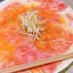 特選和牛と産直野菜 牛炙 - サーロイン　レアロゼ