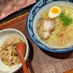 麺処 らー麺亭 - 料理写真: