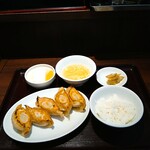 独一処餃子 - 【焼餃子定食】