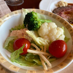 インペリアルバイキング サール - トマトの赤さと甘さに驚きます。