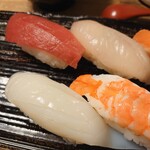 Sushi Izakaya Shibuya - マグロ・真鯛・イカ・海老