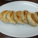 支那ソバ かづ屋 - 焼き餃子