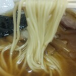 支那ソバ かづ屋 - 麺