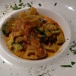 カラマーリ（車海老のトマトクリーム）(\2,120)