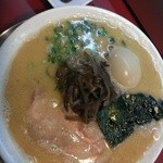 麺一盃 - 博多風豚骨魚介麺+味玉(2013/5.)