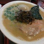 麺一盃 - 博多風豚骨魚介麺+味玉(2013/5.)